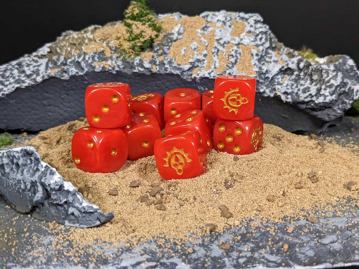 Death Mask Dice 16mm Inspired by Sci-Fi 10x