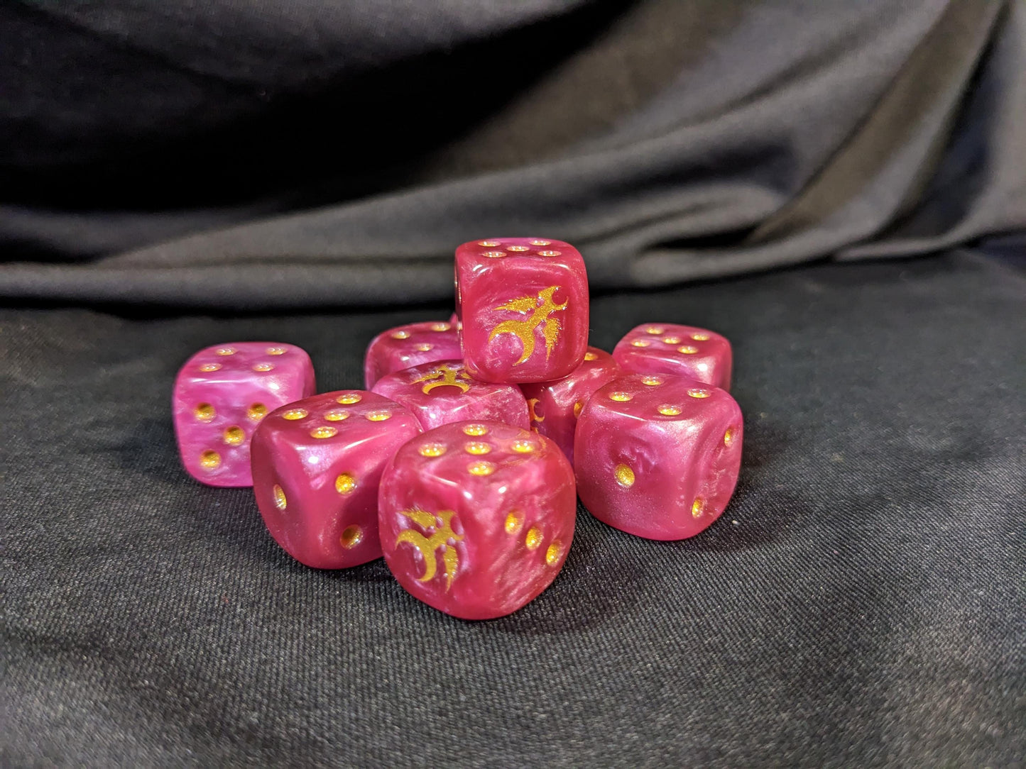 Beautiful & Terrible Dice 16mm Inspired by Sci-Fi 10x