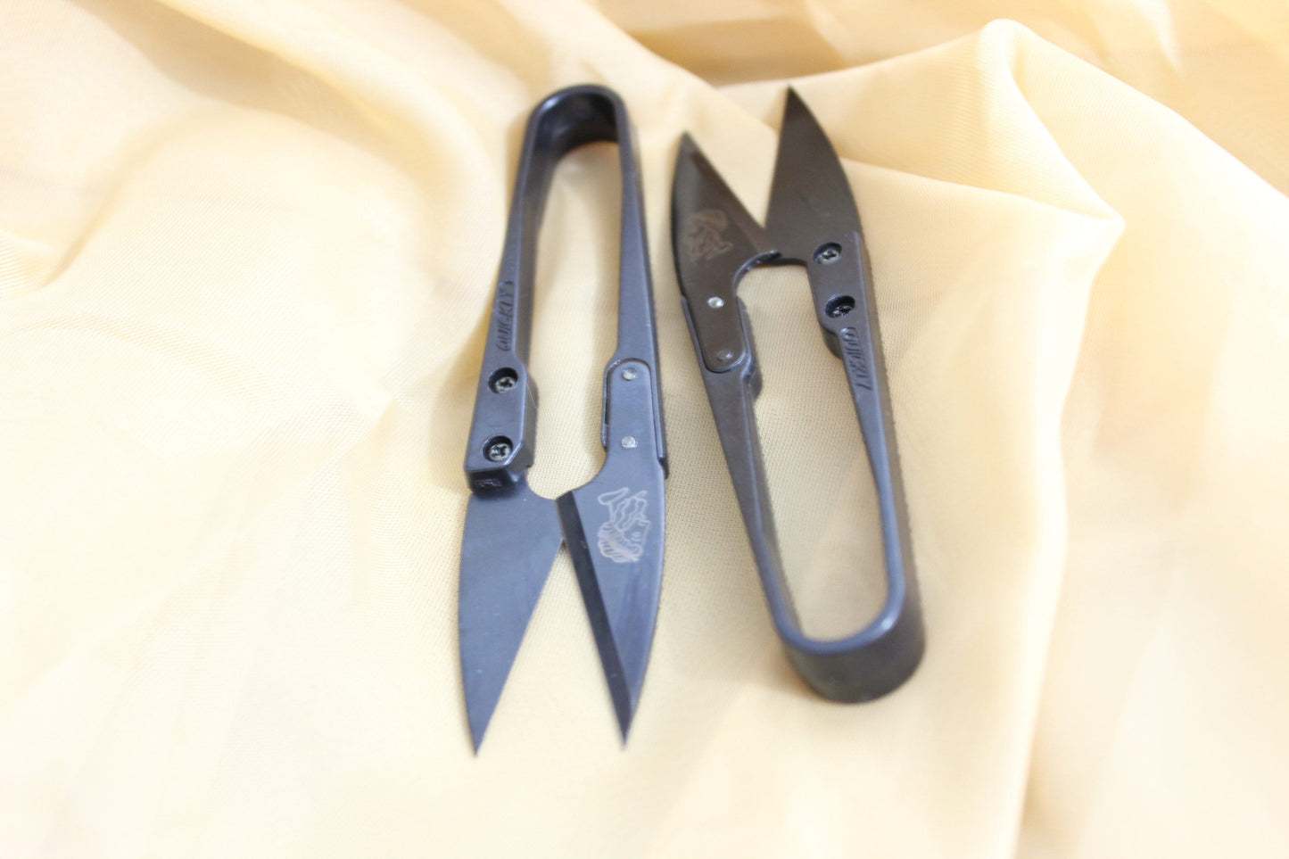 Black Steel Thread Snips