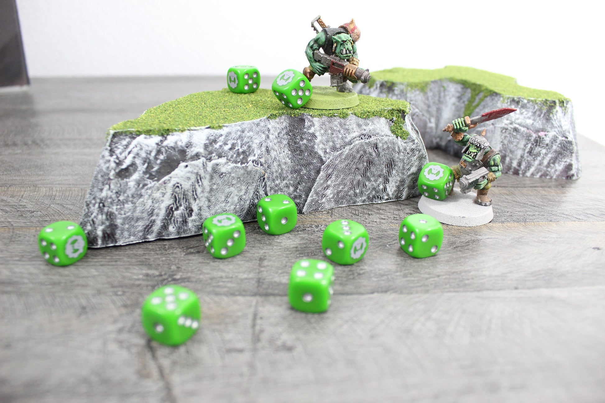 Ork COG Dice 10x Inspired by Warhammer 40K