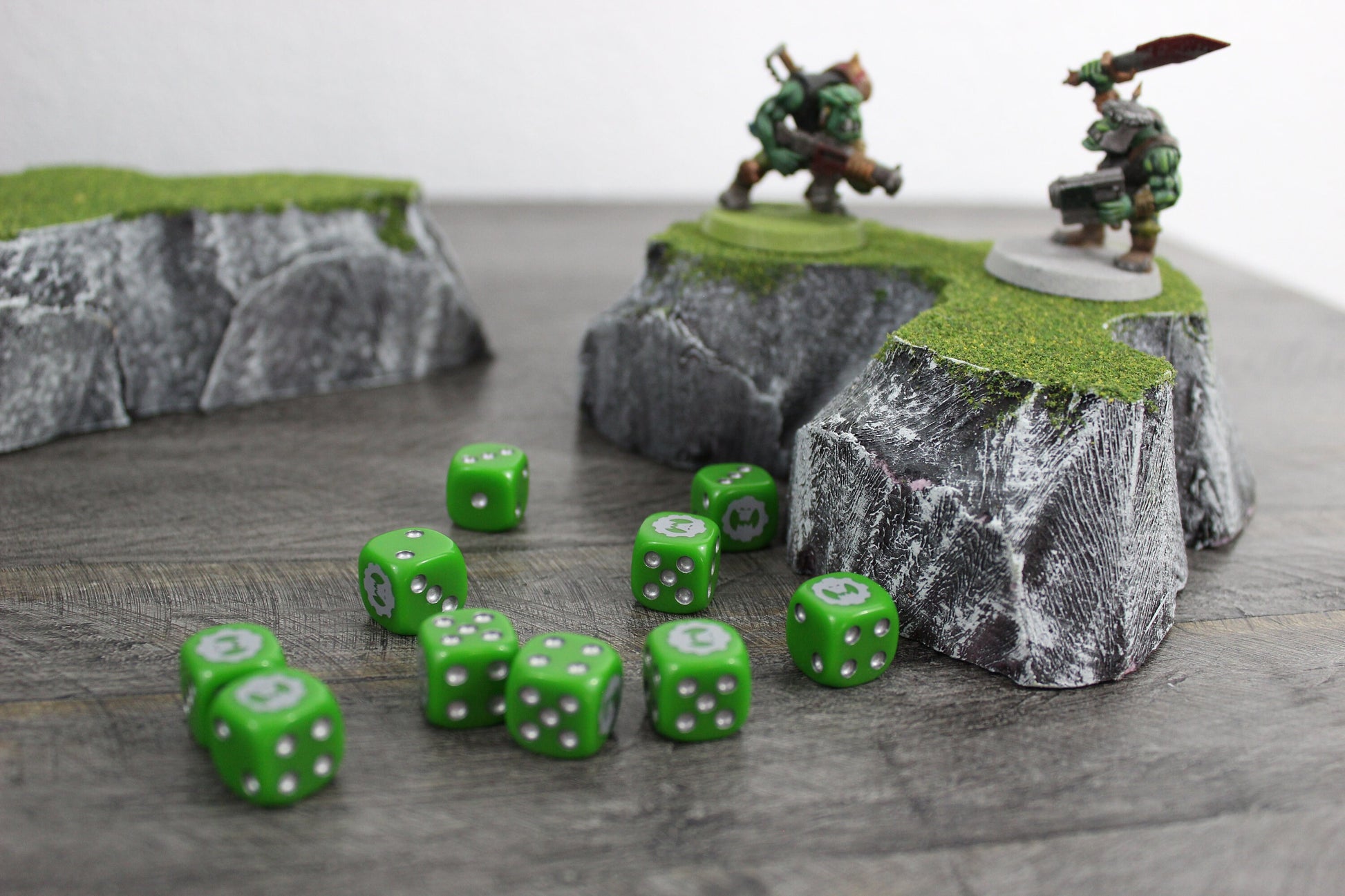 Ork COG Dice 10x Inspired by Warhammer 40K