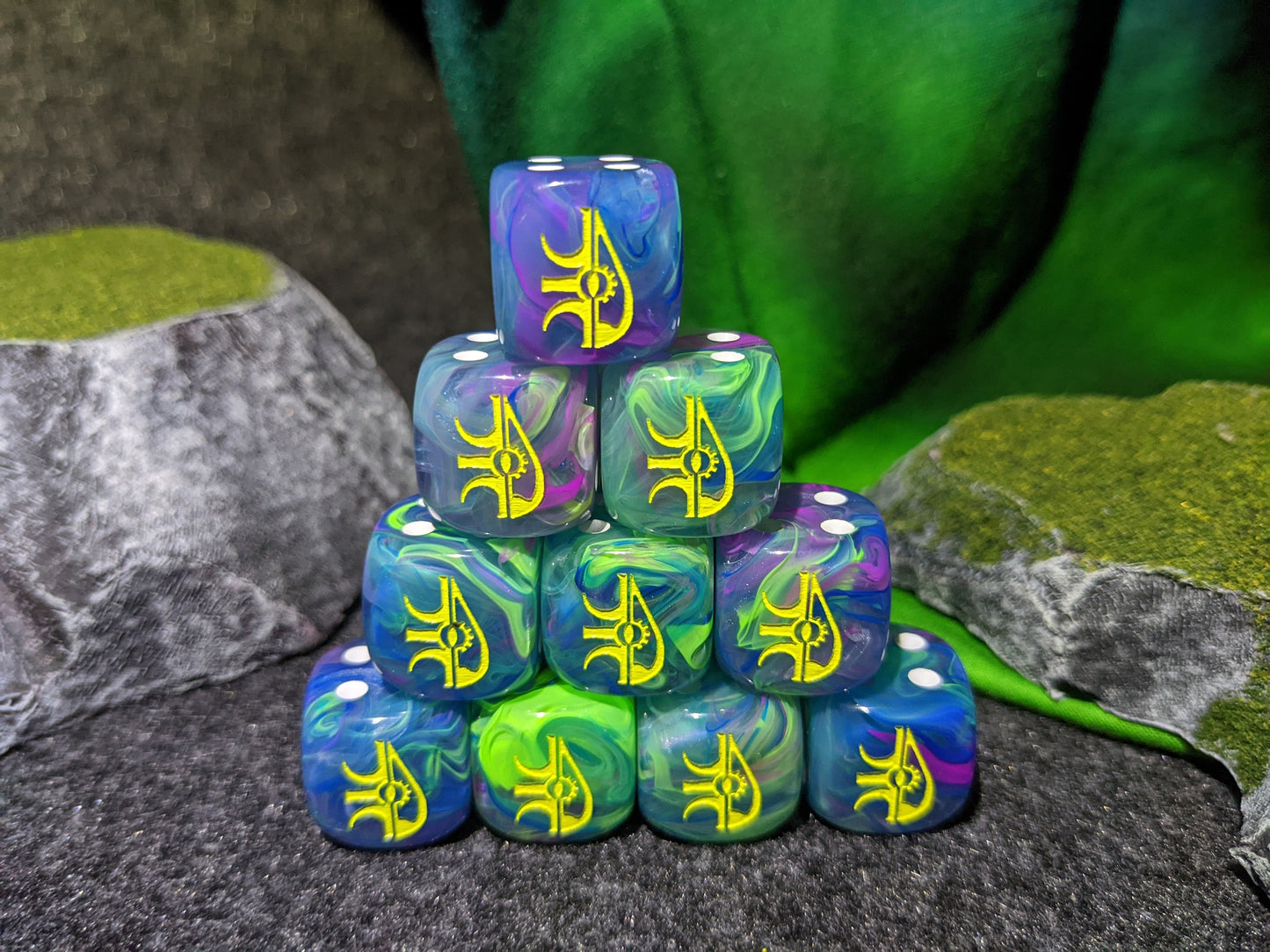 Eye of the Wraith Dice 16mm Inspired by Sci-Fi 10x