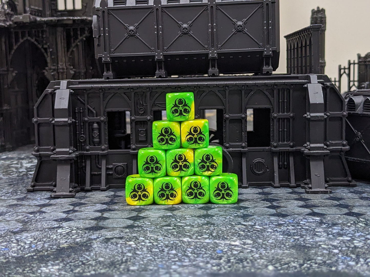 Alternate Radioactive Skull Dice 16mm 10x Inspired by Sci-Fi