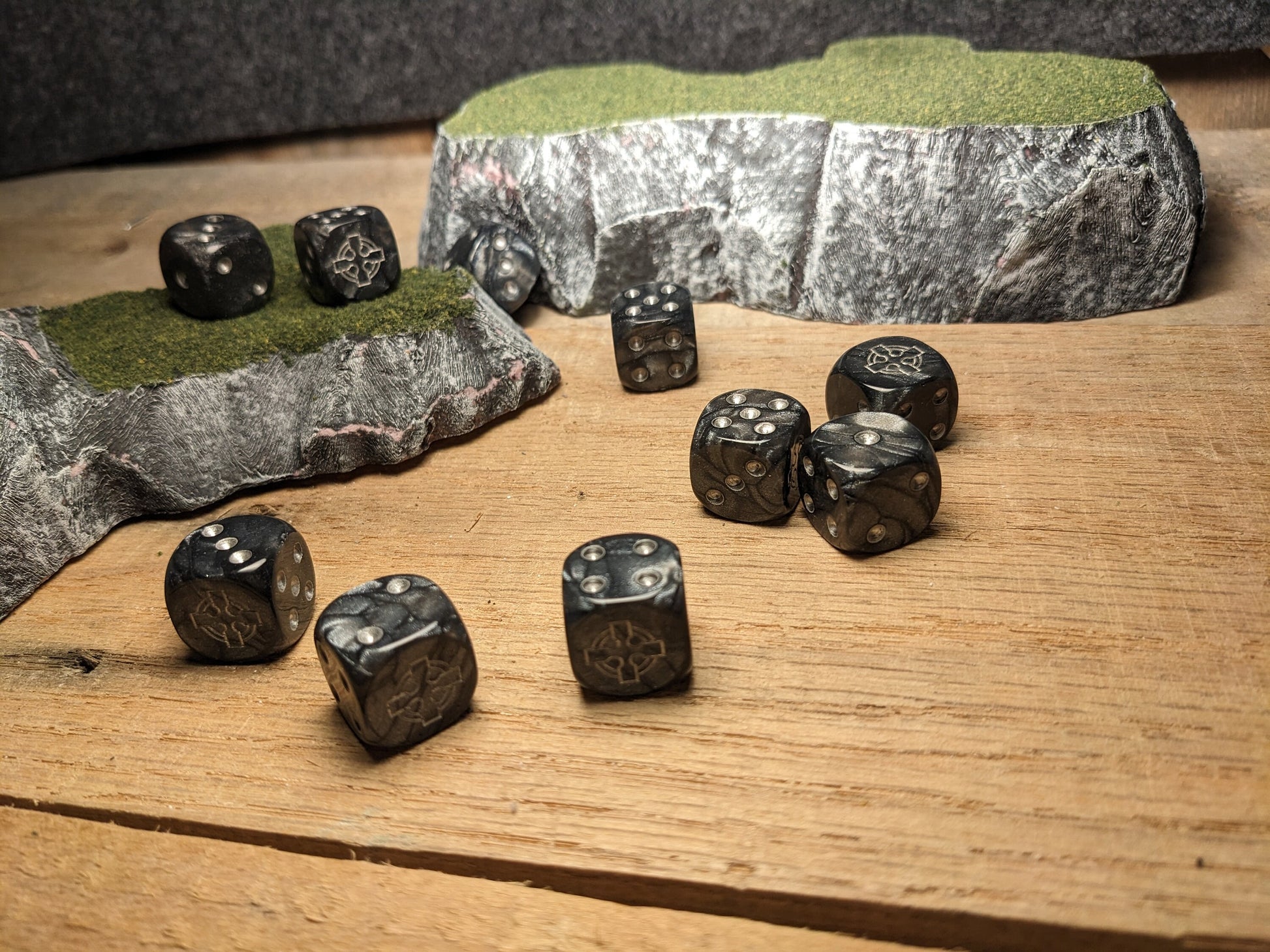 Legion of the Steel Cross Dice 16mm Inspired by Sci-Fi 10x