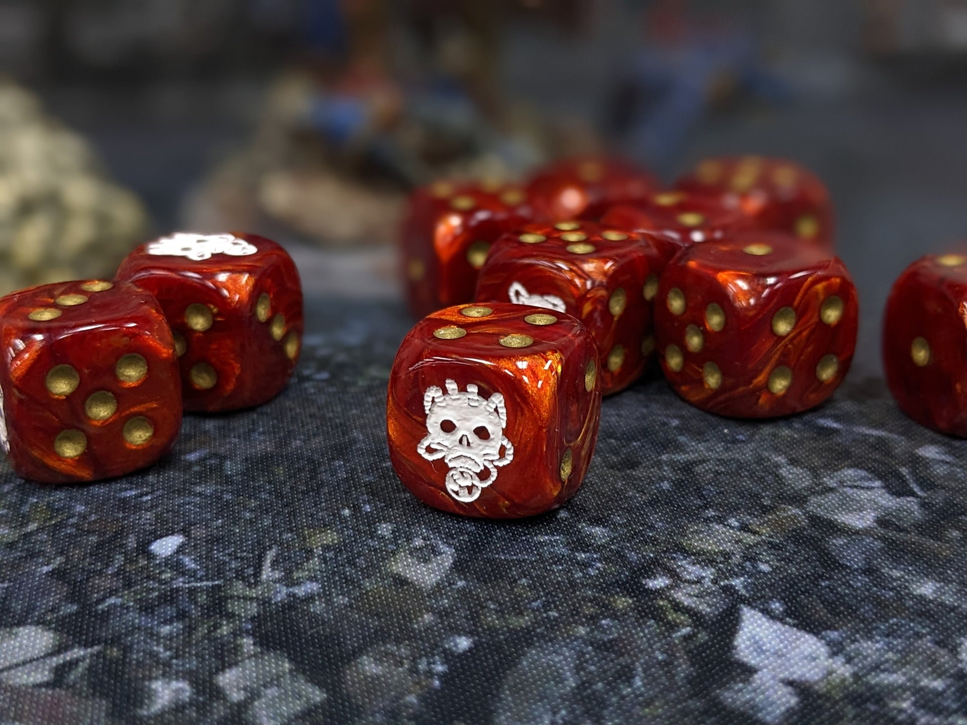Skull Taker Dice 16mm Inspired by Sci-Fi 10x