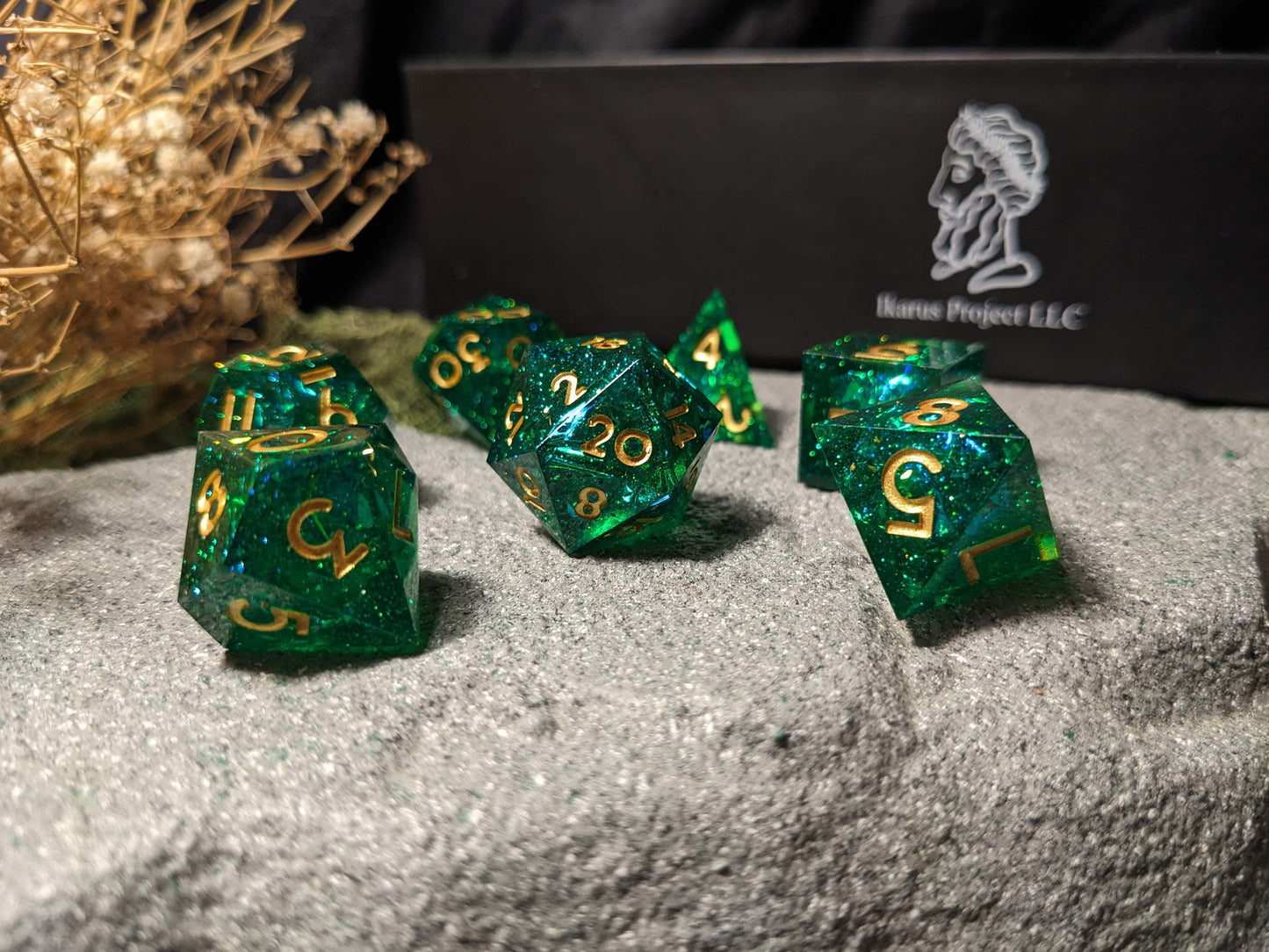 Translucent Galaxy Green Sharp Edge DND Dice Set