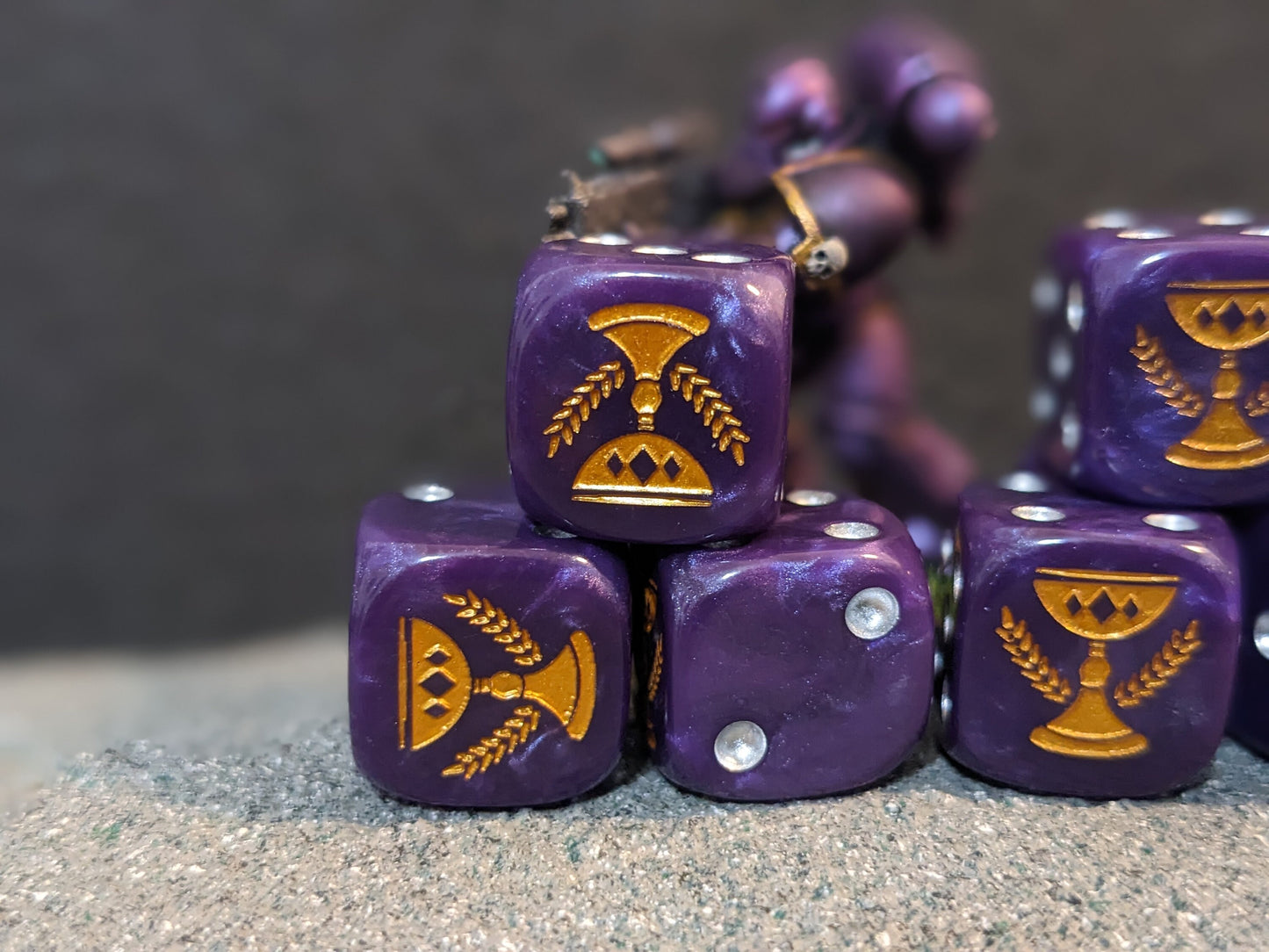 Imperial Chalice Dice 16mm 10x Inspired by Sci-Fi