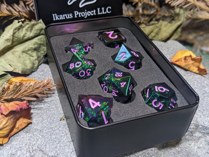 Mirror Green Sharp Edge D&D Dice Set