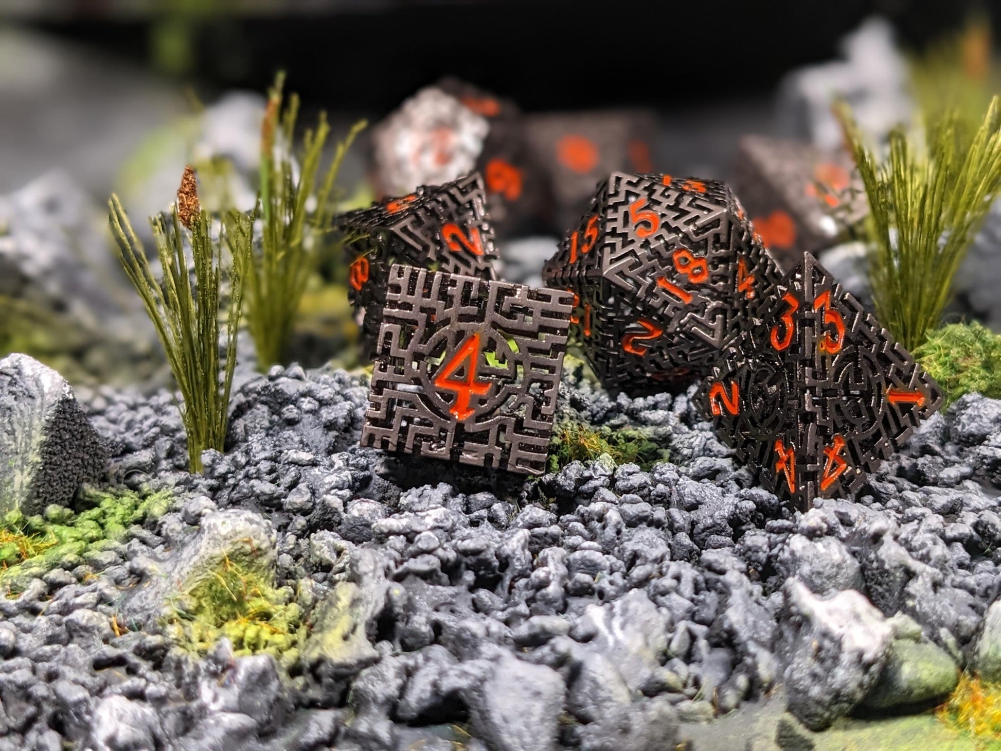 Hollow Maze Metal D&D Dice Set