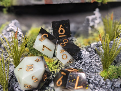 Black and Pearl Sharp Edge D&D Dice Set