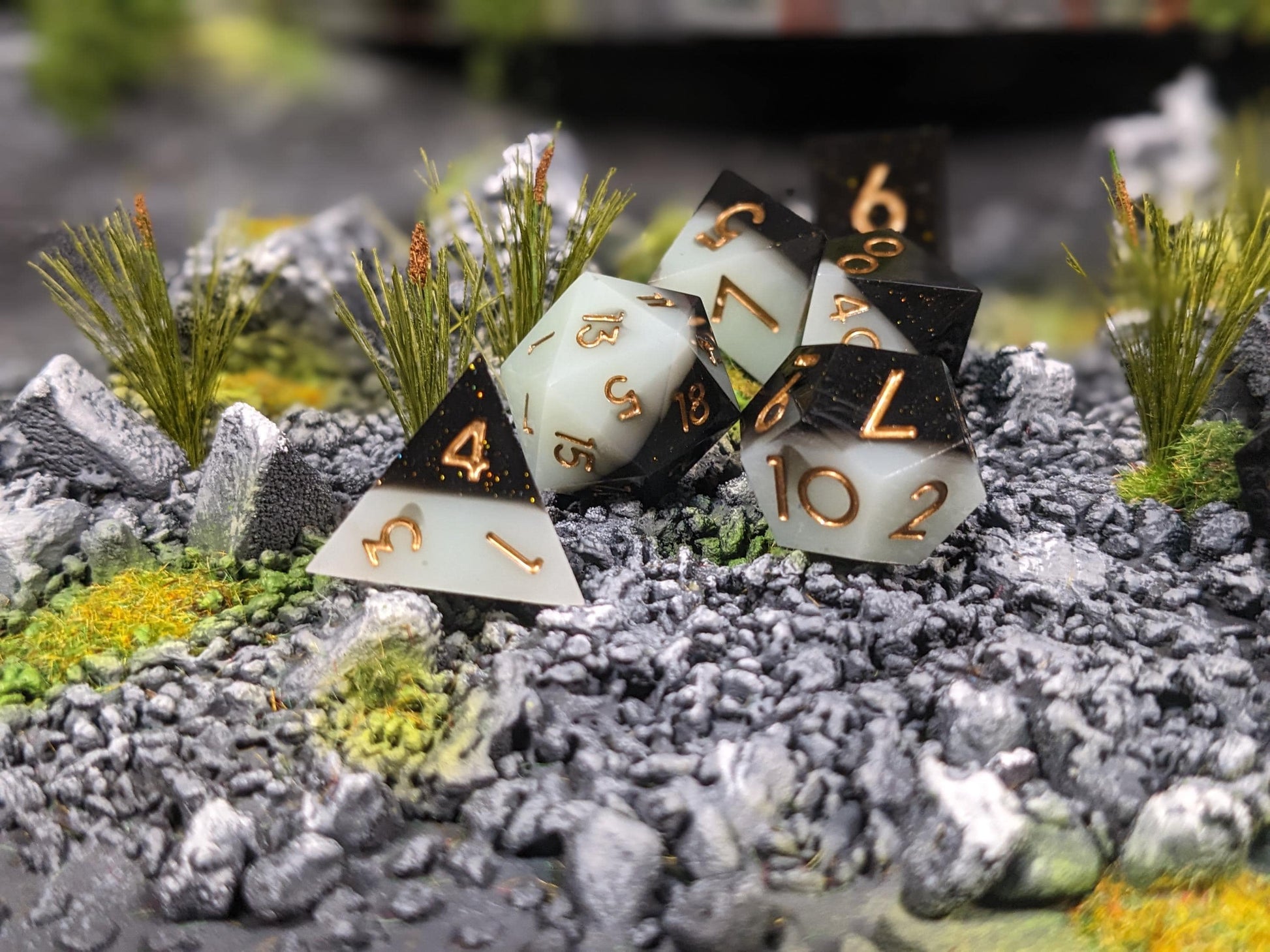 Black and Pearl Sharp Edge D&D Dice Set