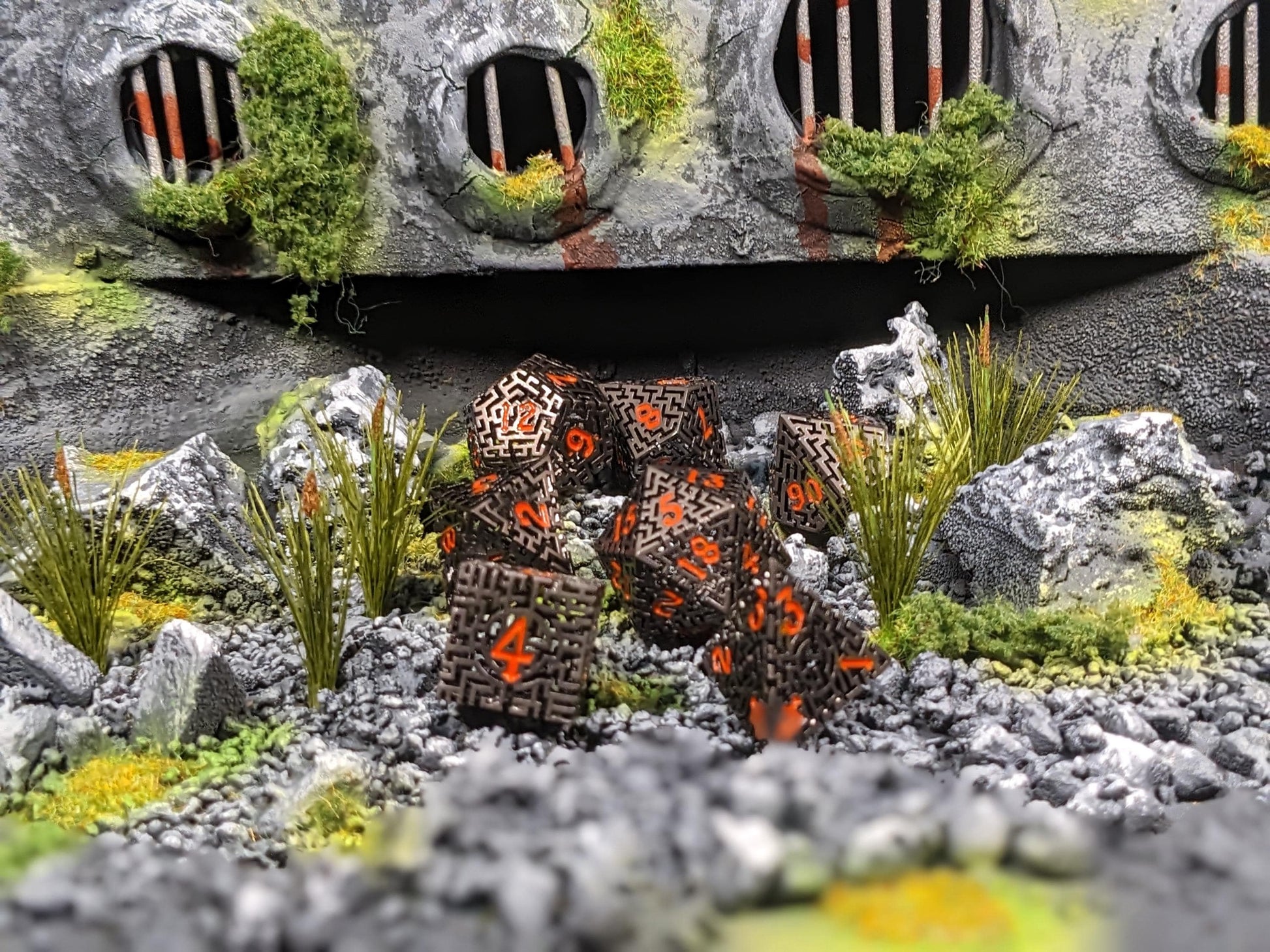 Hollow Maze Metal D&D Dice Set