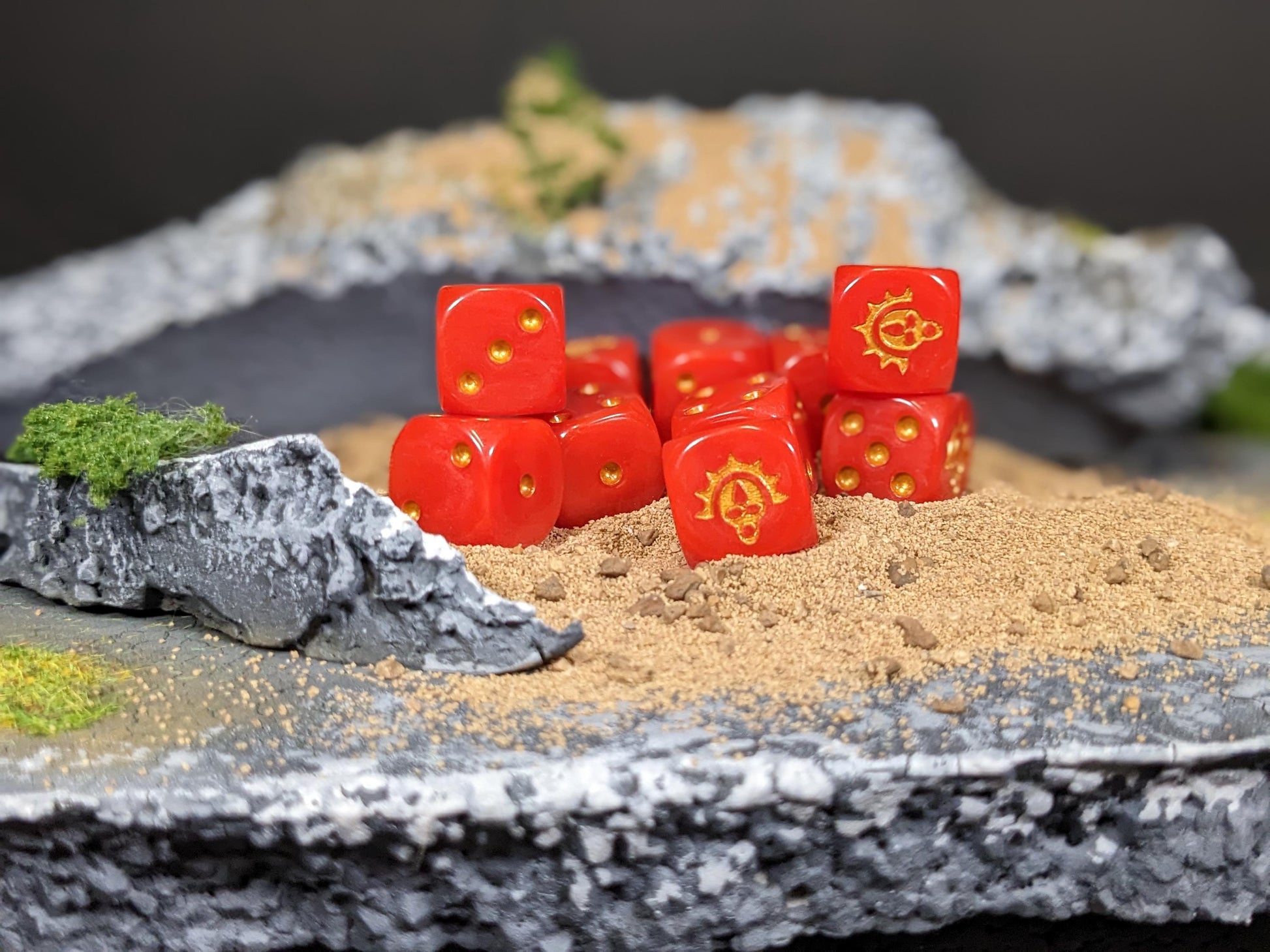 Death Mask Dice 16mm Inspired by Sci-Fi 10x