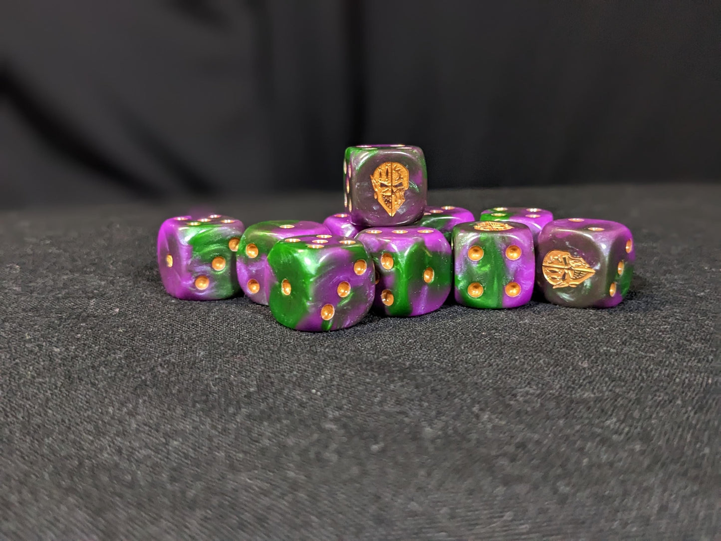 Dark Jester Mask Dice 16mm Inspired by Sci-Fi 10x