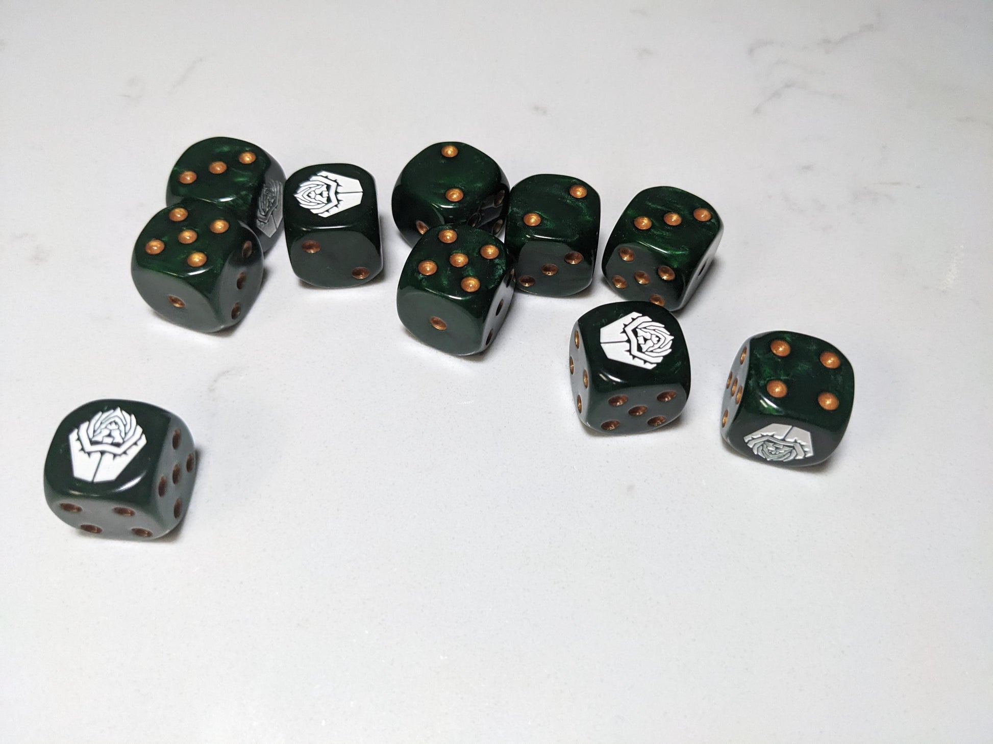 16mm Dice - Fallen Lion Inspired by Sci-Fi 10x