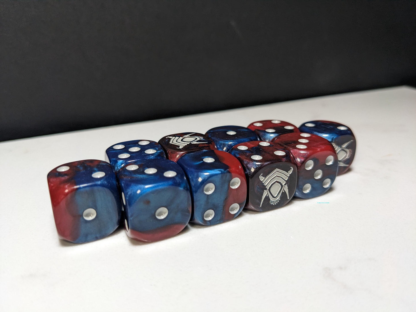 16mm Dice - Red/Blue Alien Inspired by Sci-Fi 10x