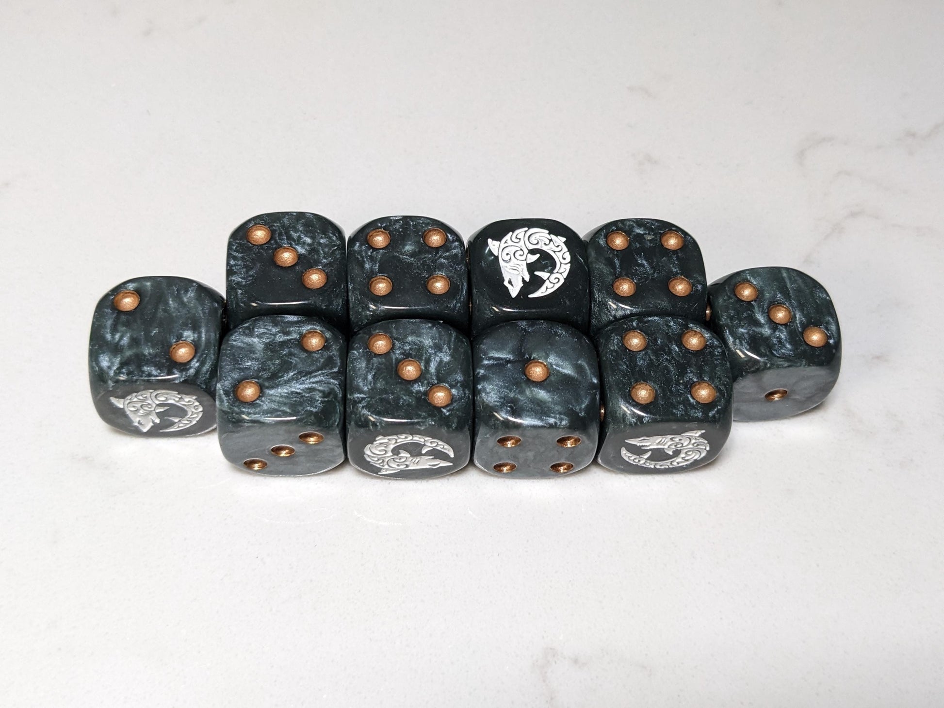 16mm Dice - Space Shark Inspired by Sci-Fi 10x