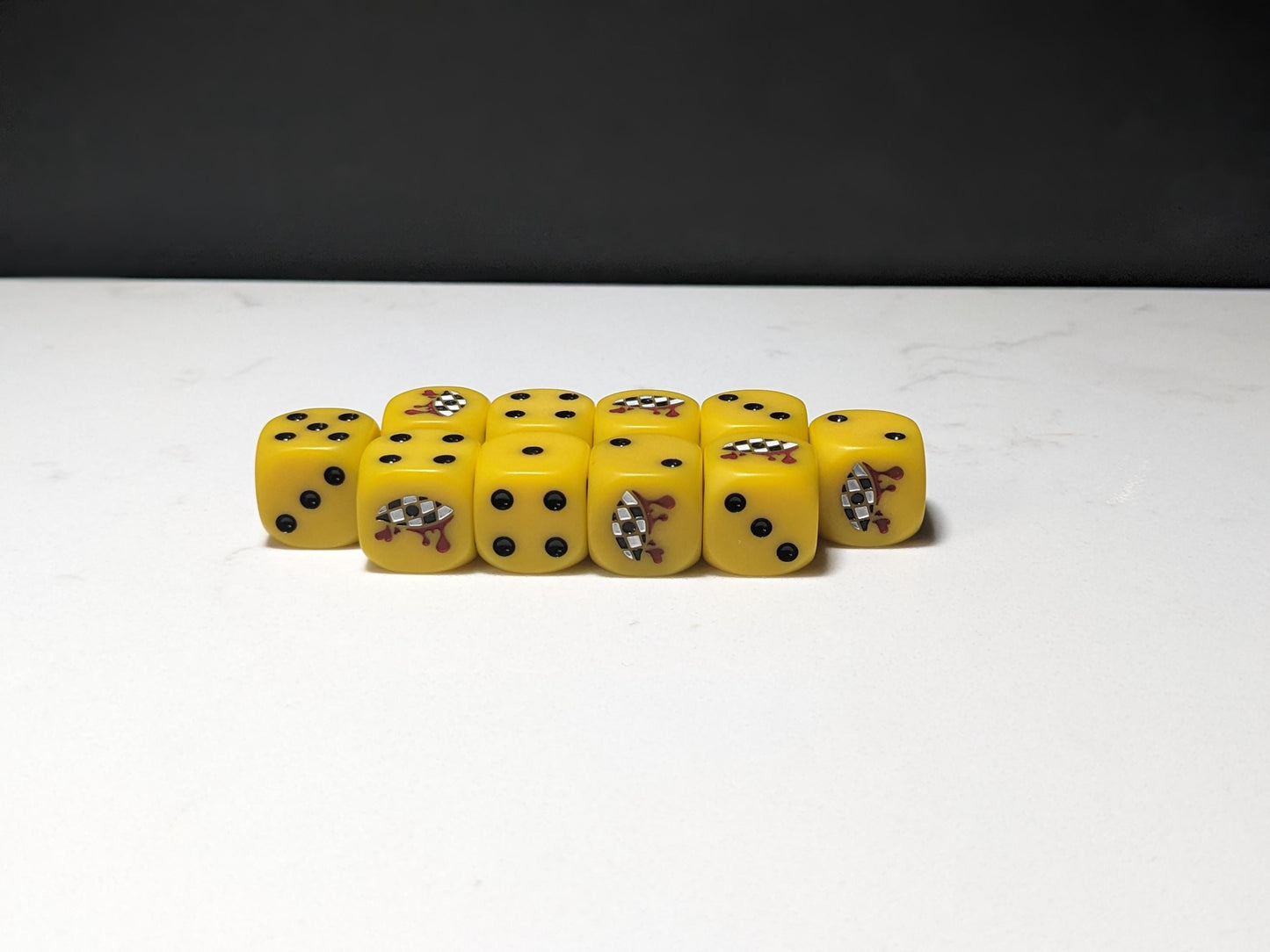 16mm Dice - Lamenting Eye Inspired by Sci-Fi 10x