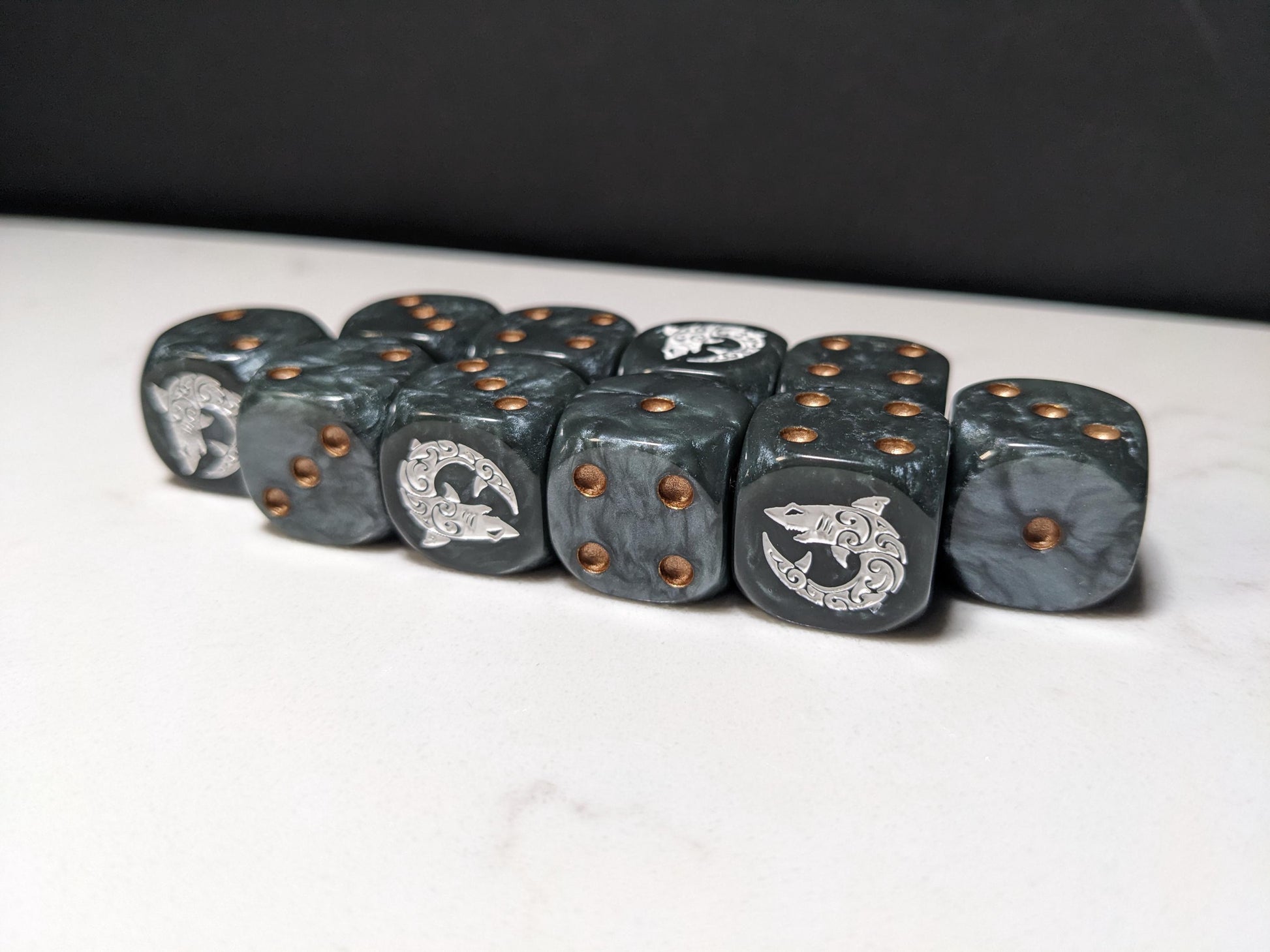 16mm Dice - Space Shark Inspired by Sci-Fi 10x